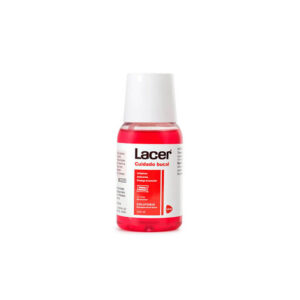 Lacer Colutorio 100ml en envase de plástico con tapa dosificadora